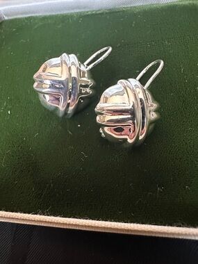 Vintage CI Sterling Silver 925 Puffy Fluted Lever Back Earrings